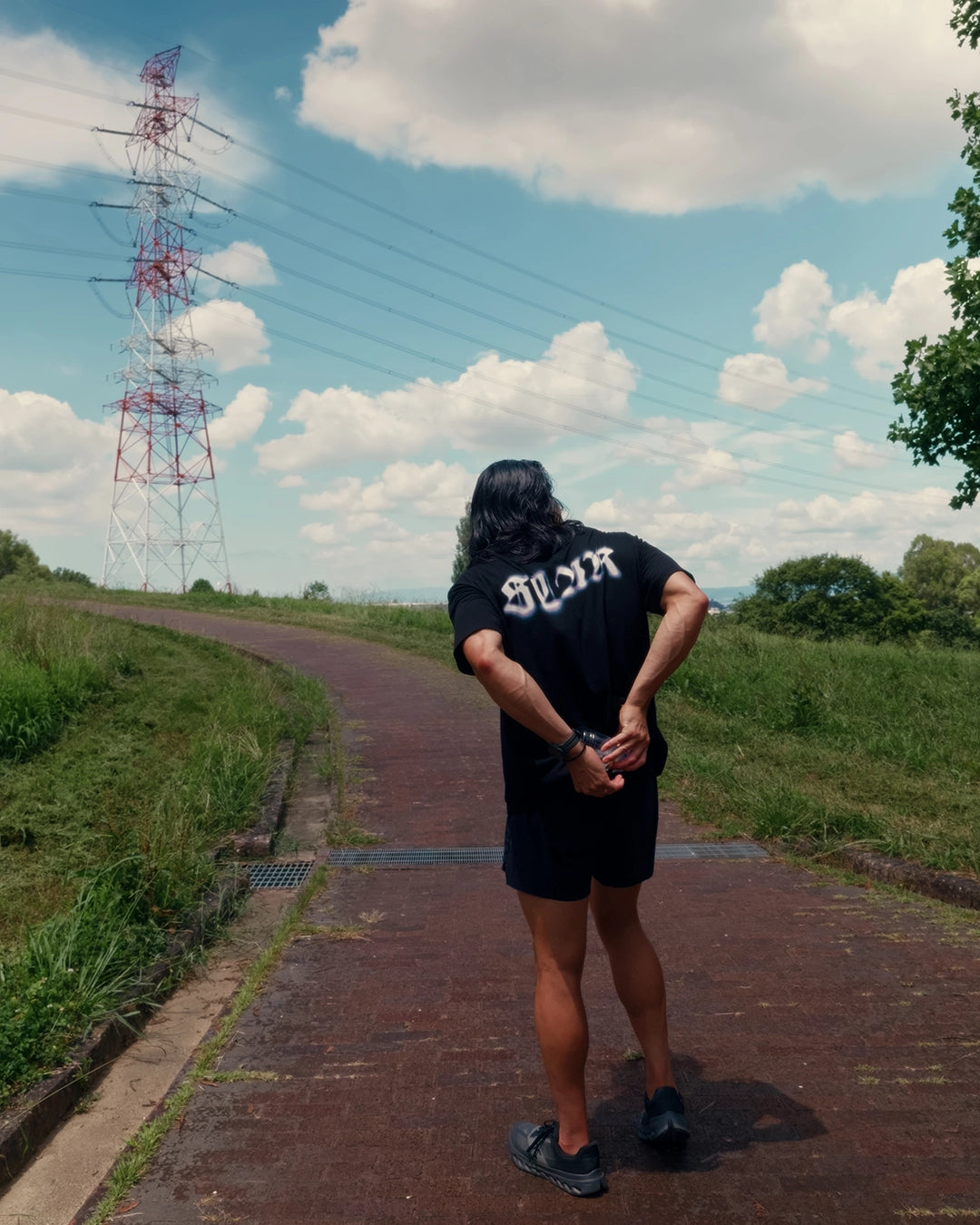 SLAR Blurred Graphic T-SHIRT【7/23-7/30 限定受注販売】