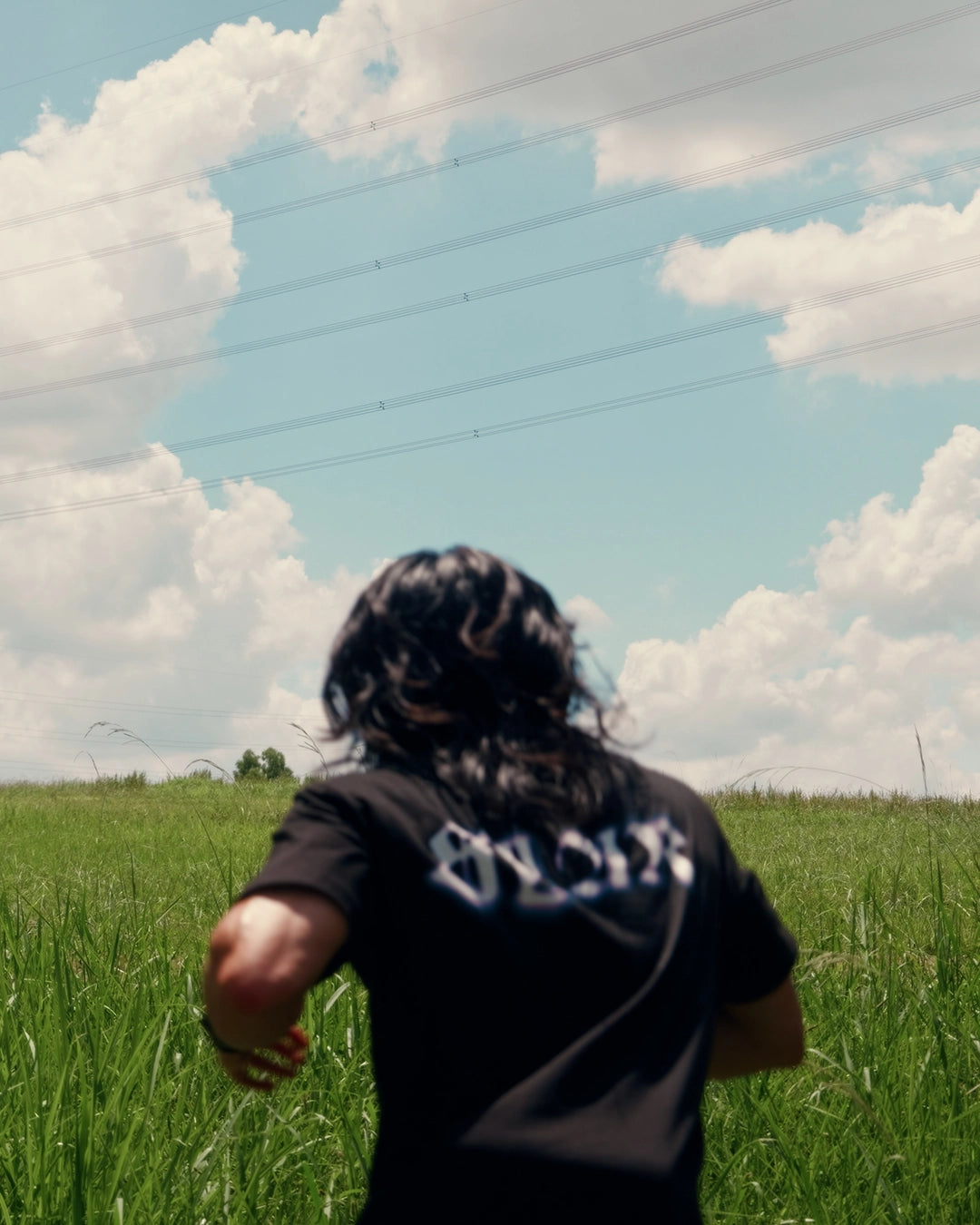 SLAR Blurred Graphic T-SHIRT【7/23-7/30 限定受注販売】
